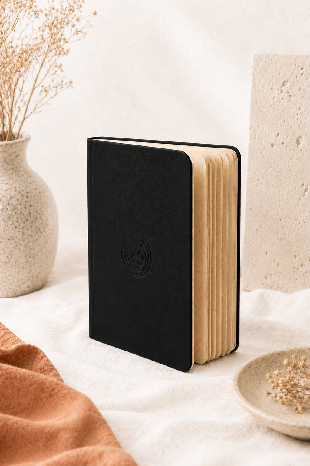 Nero Black Notebook