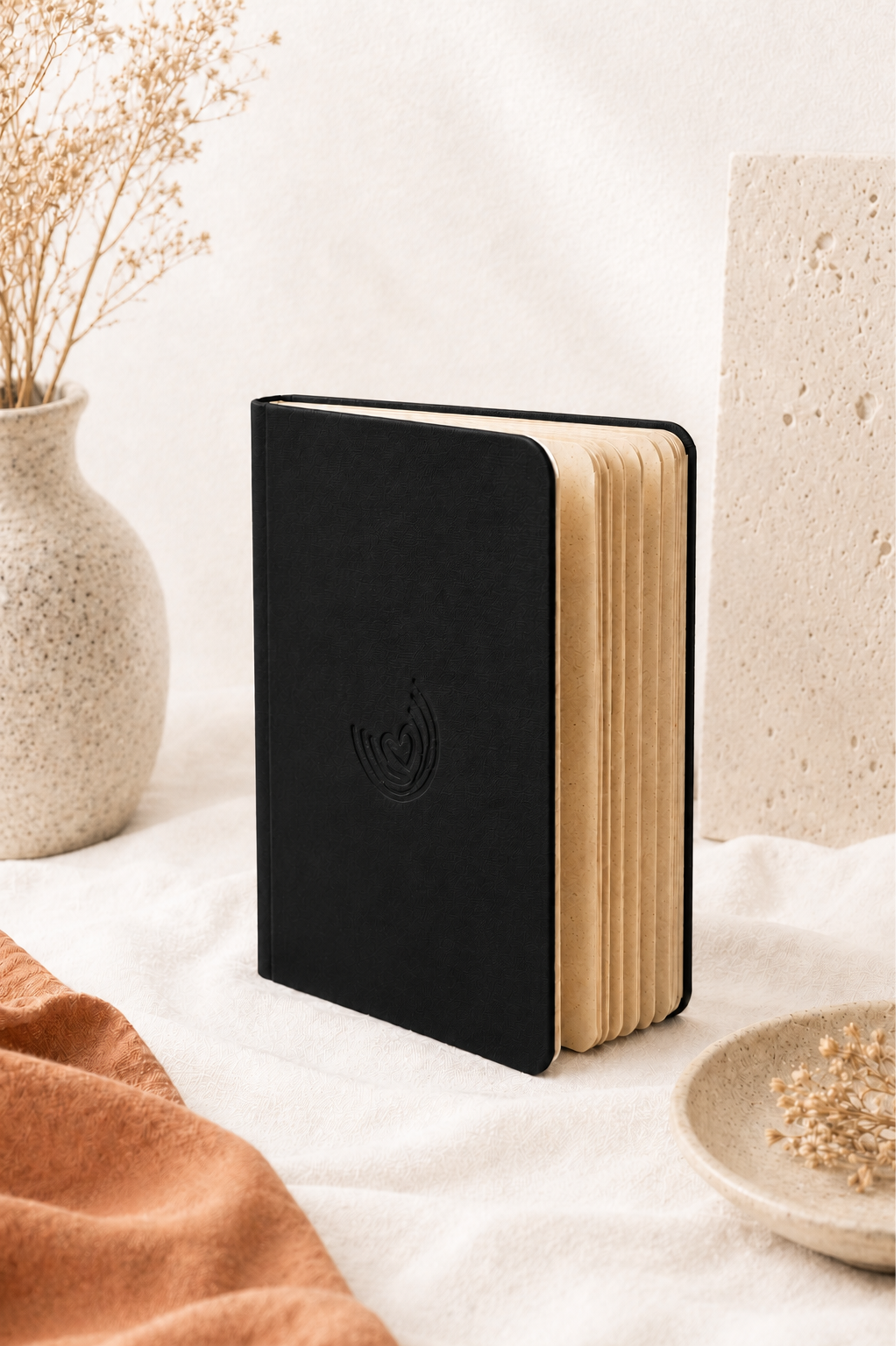 Nero Black Notebook